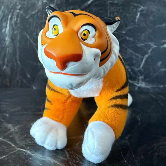 THE WALT DISNEY COMPANY Rajah Tiger from Aladdin - Picture 1 of 13